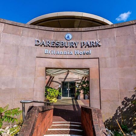 Daresbury Park Hotel&Spa Exteriér fotografie